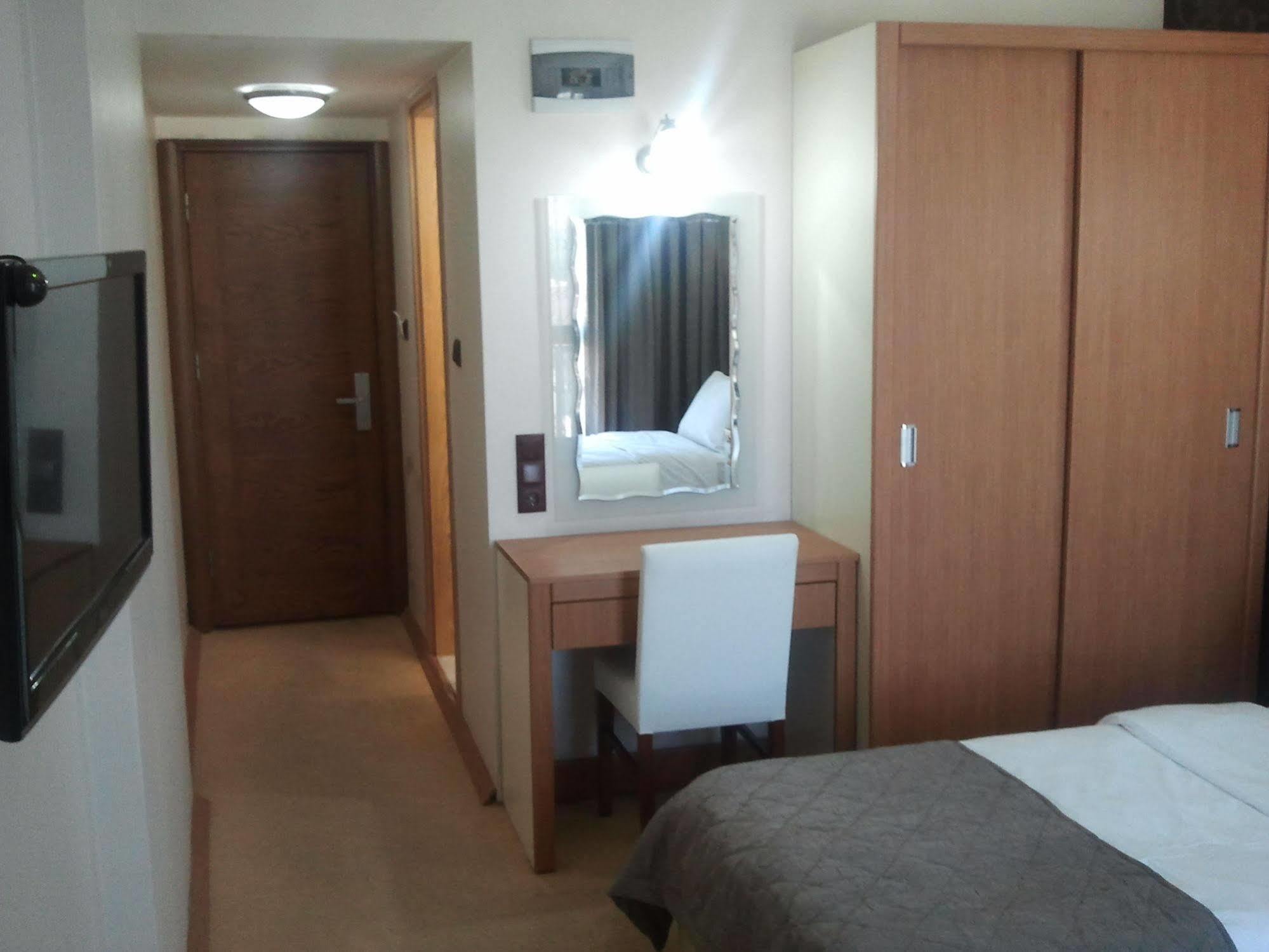 Hotel Kocaman İzmir Extérieur photo