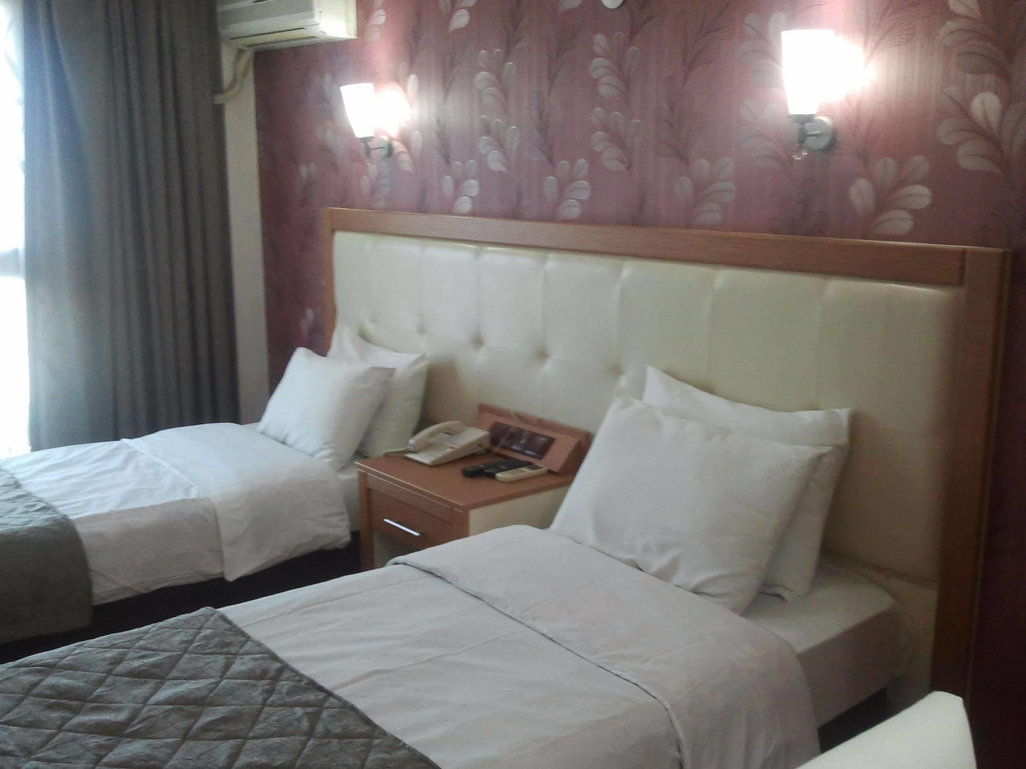 Hotel Kocaman İzmir Extérieur photo