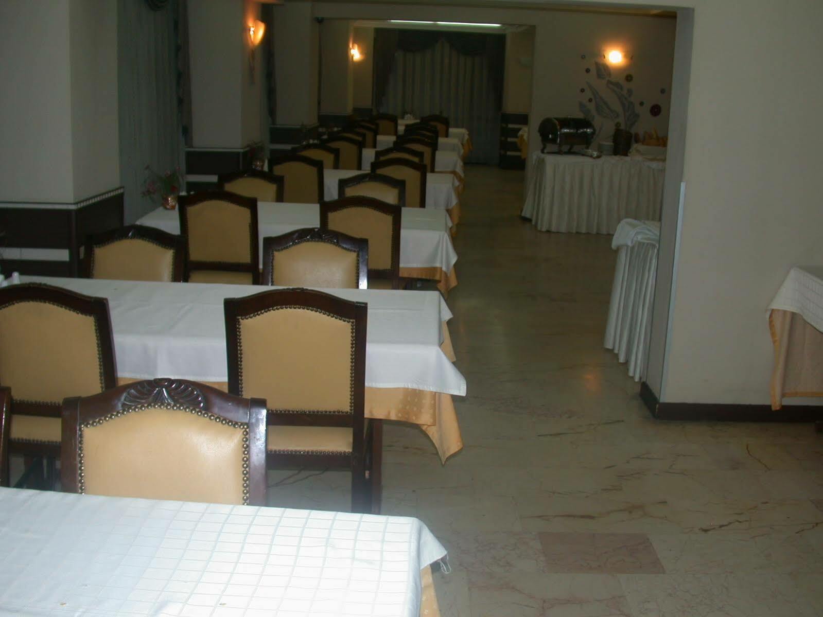 Hotel Kocaman İzmir Extérieur photo