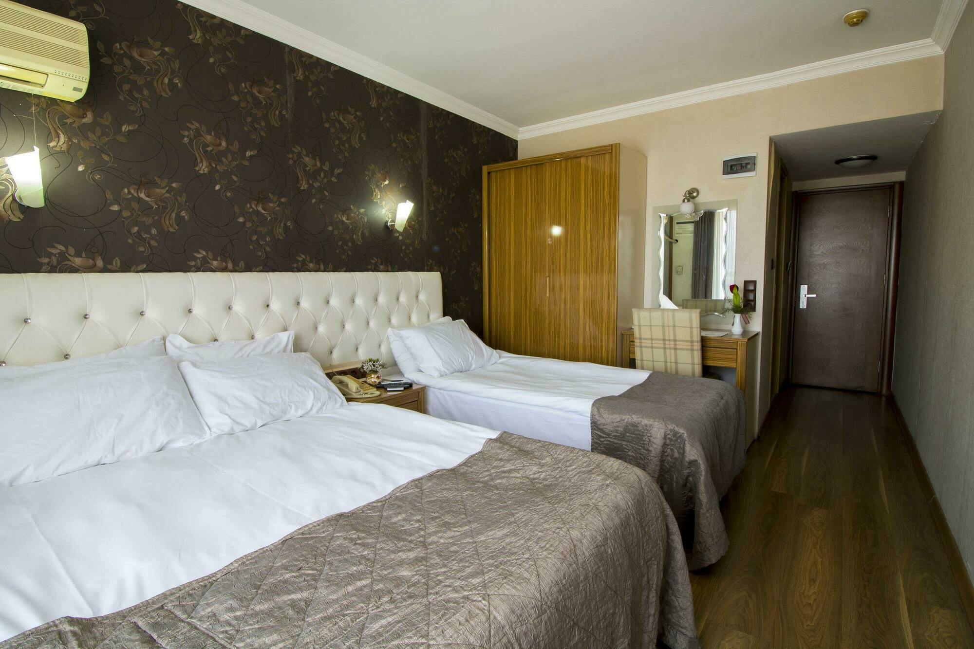 Hotel Kocaman İzmir Extérieur photo