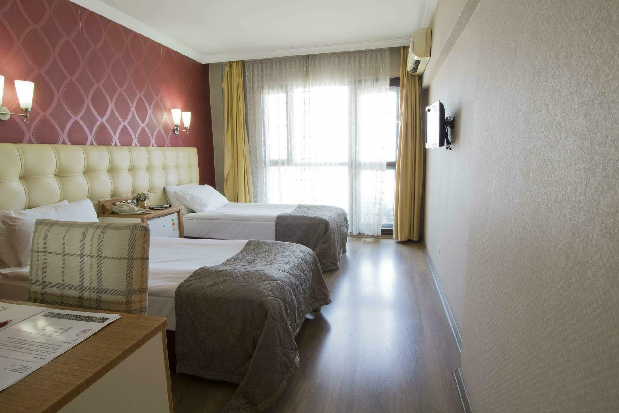 Hotel Kocaman İzmir Extérieur photo